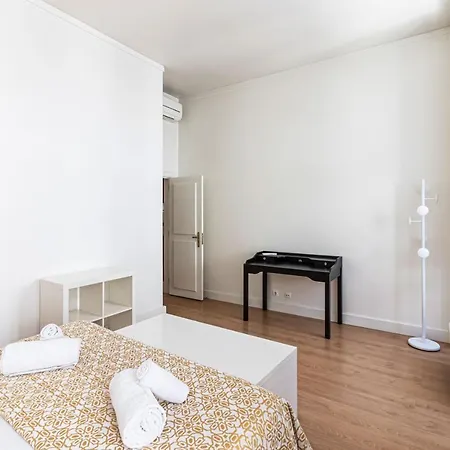 Apartamento Chiado Superior By Architecture Tote Ser *