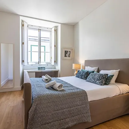Chiado Superior By Architecture Tote Ser Apartman
