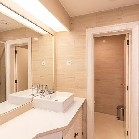 Chiado Superior By Architecture Tote Ser Apartman